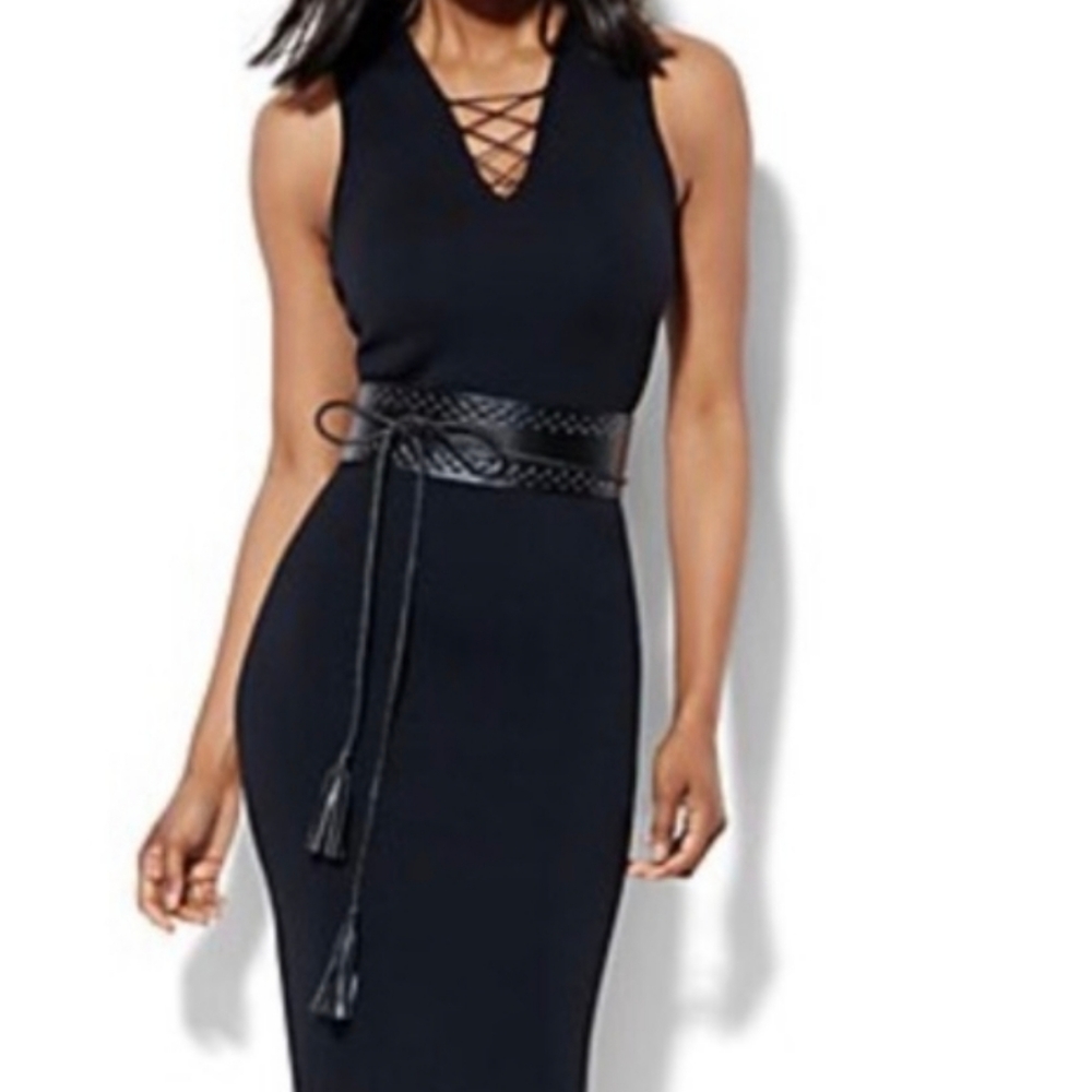 NY&Co Sleeveless sweater dress